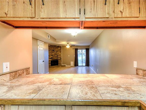 4th image of 218 Putters Ln Unit 218