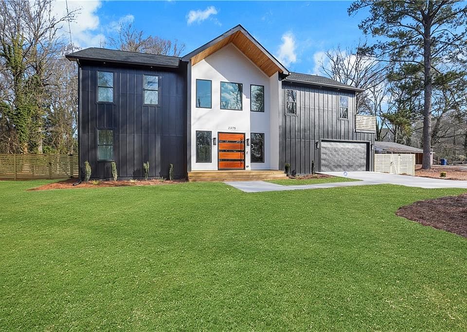 1st image of 2375 Browns Mill Rd SE