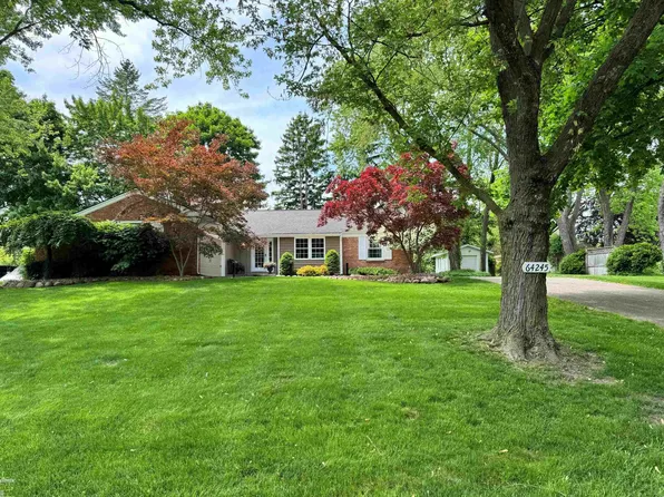 64245 Tipperary Dr, Washington, MI 48095
