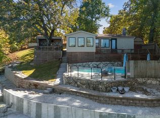 62700 E 320th Rd, Grove, OK 74344