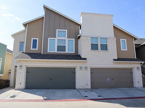3rd image of 301 Bridgeford Dr