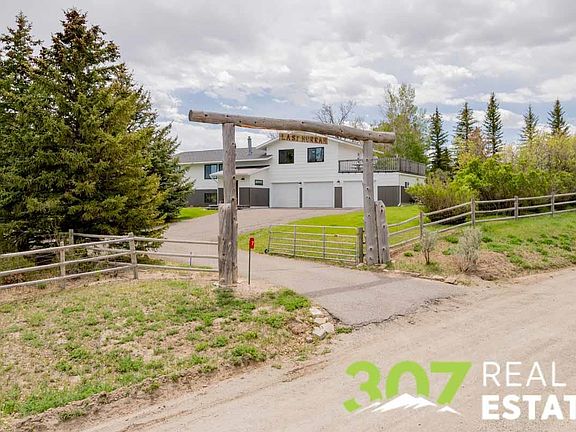 3rd image of 7 Ranchette Ln