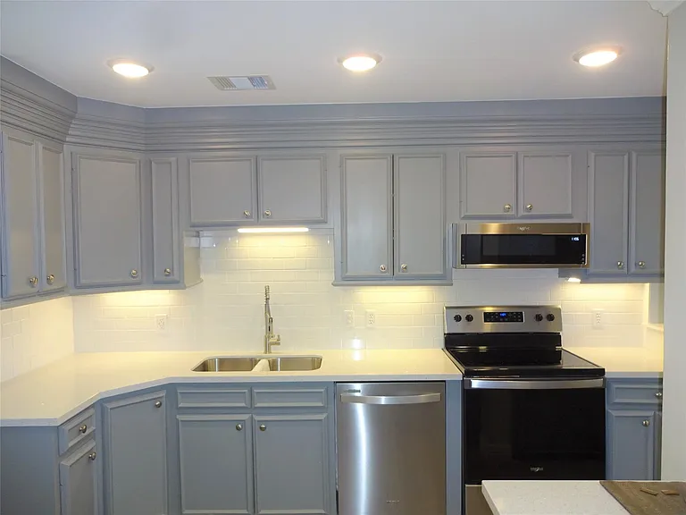 3923 Cosby St — Photo 14