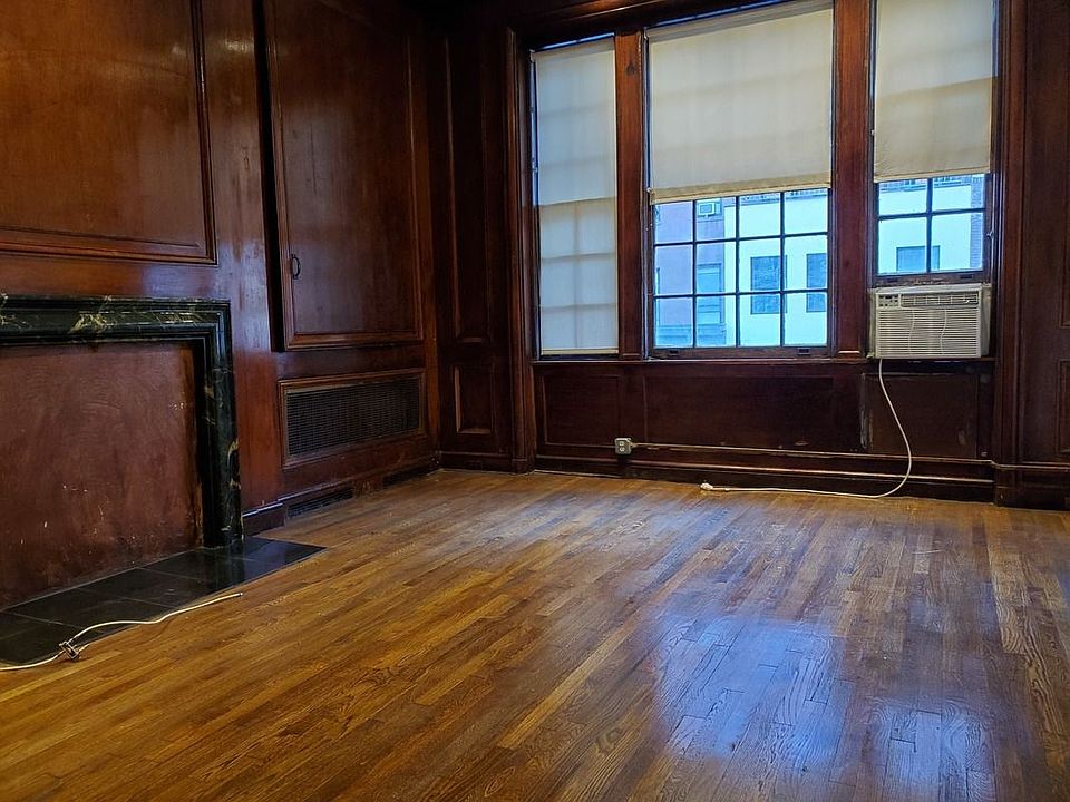 1st image of 135 E 61st St #1A