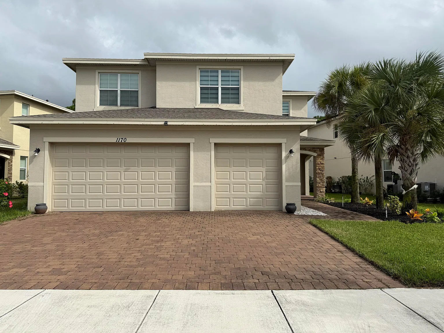 6 bed, 4.0 bath, 3628 sqft, $3,500 — Photo 1