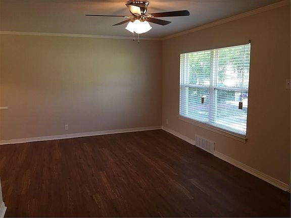 4th image of 2602 Tolosa Dr
