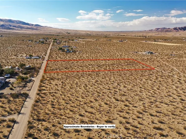 4 Buenos Aires Rd #9, Lucerne Valley, CA 92356