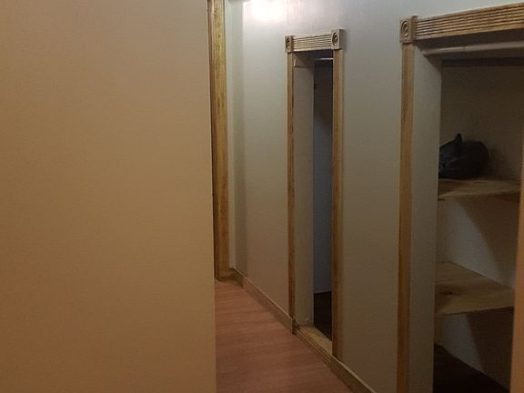 Other half of upstairs hallw