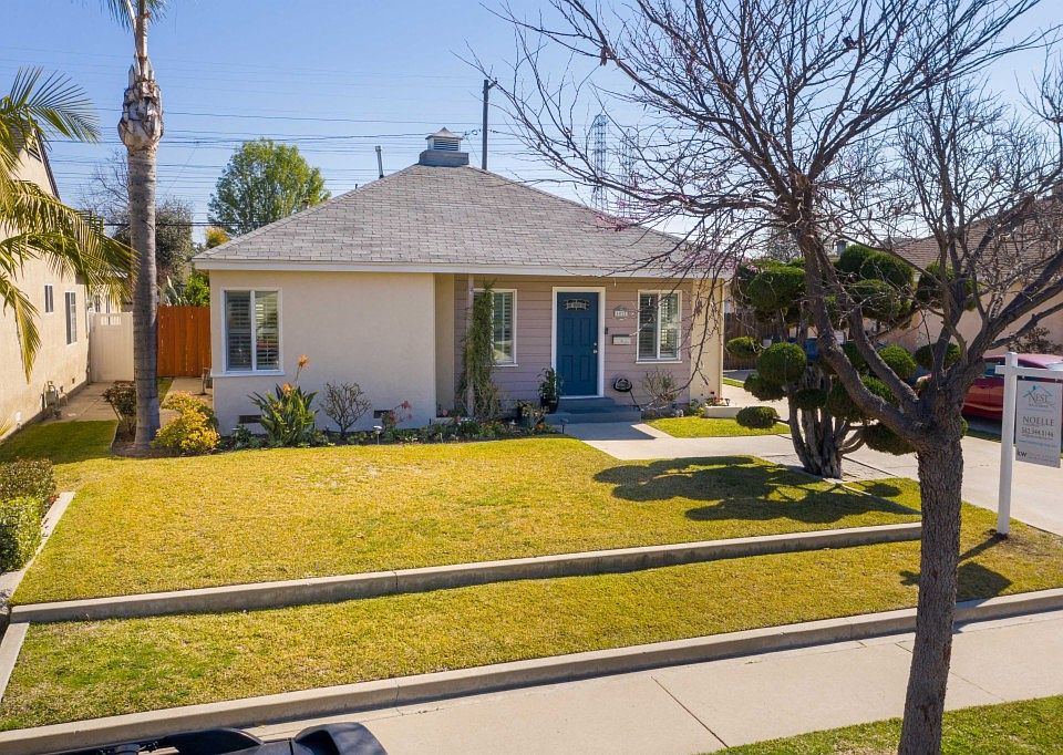 1st image of 6028 Dunrobin Ave