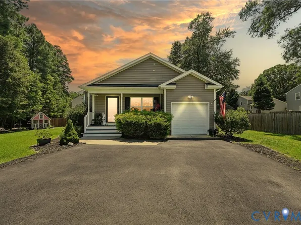 14006 Hackberry Rd, Chester, VA 23836