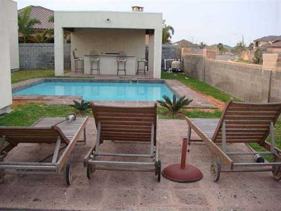 3rd image of 6634 Grande Bay Dr
