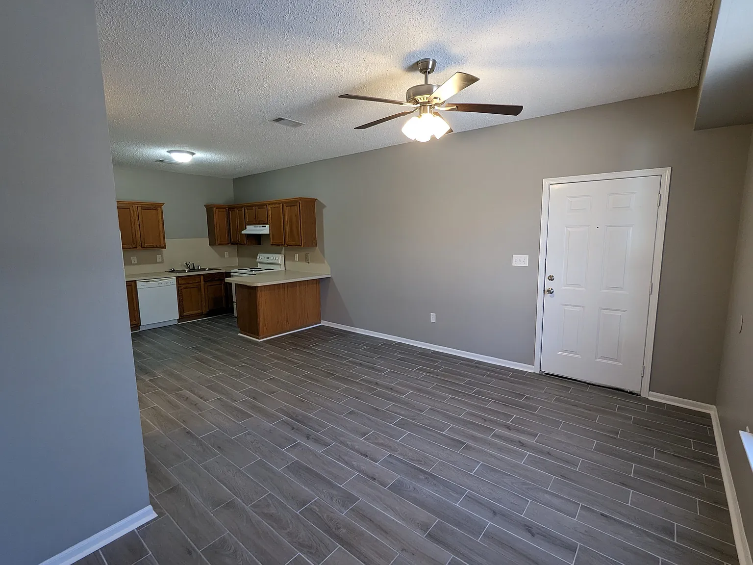 1839 Tyler Street - 10 — Photo 1