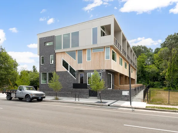 608 N Mangum St #6, Durham, NC 27701