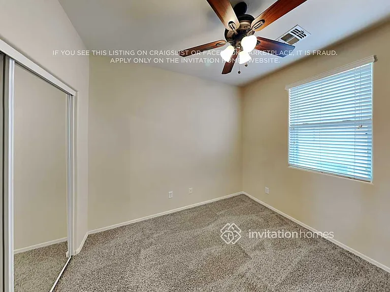 4239 E Milky Way — Photo 11