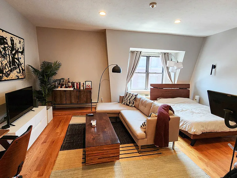 9 Appleton St #403 — Photo 3