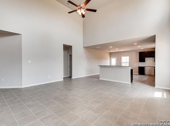 5th image of 11510 Tengyc Cres