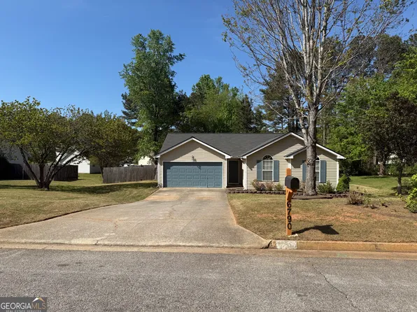 6790 Manor Creek Dr, Douglasville, GA 30135