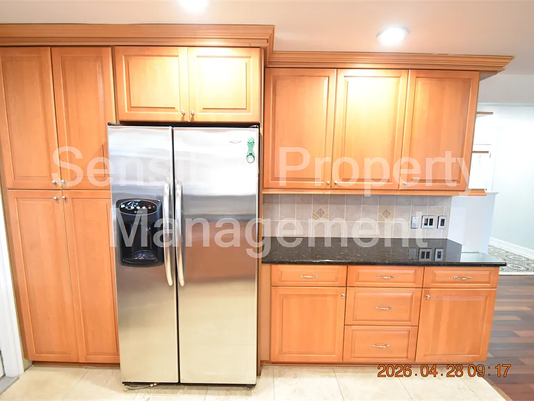 3223 W Wyoming Ave — Photo 17