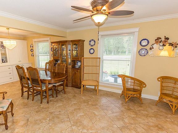 5th image of 319 Casa Tejas Ln