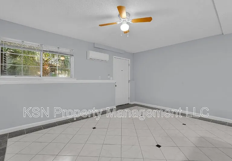8 E 33rd St #B — Photo 12