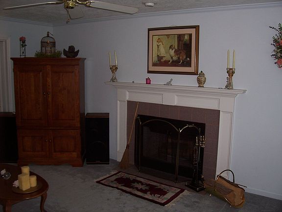 Go to http://www.homesbyownerga.com for a virtual tour. 