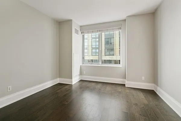 Rented by Compass | media 17