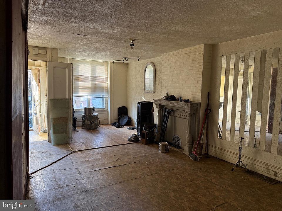 2nd image of 2413 Cecil B Moore Ave
