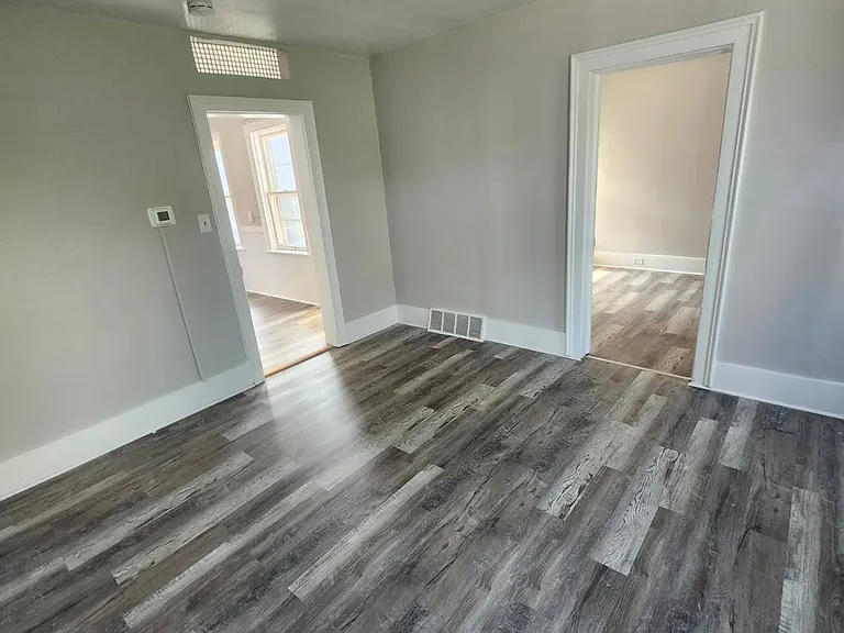 1230 W Highland Ave #3 — Photo 4