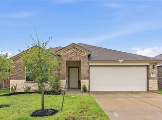 2506 River Way Dr, Navasota, TX 77868