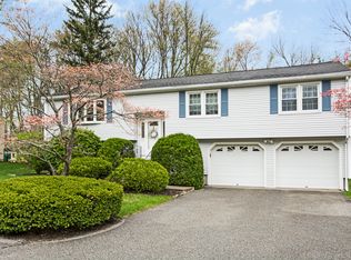 37 Hapgood Way, Shrewsbury, MA 01545