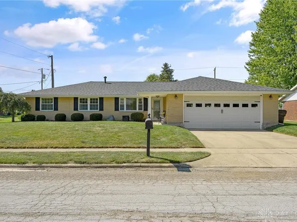 778 Saxony Dr, Xenia, OH 45385