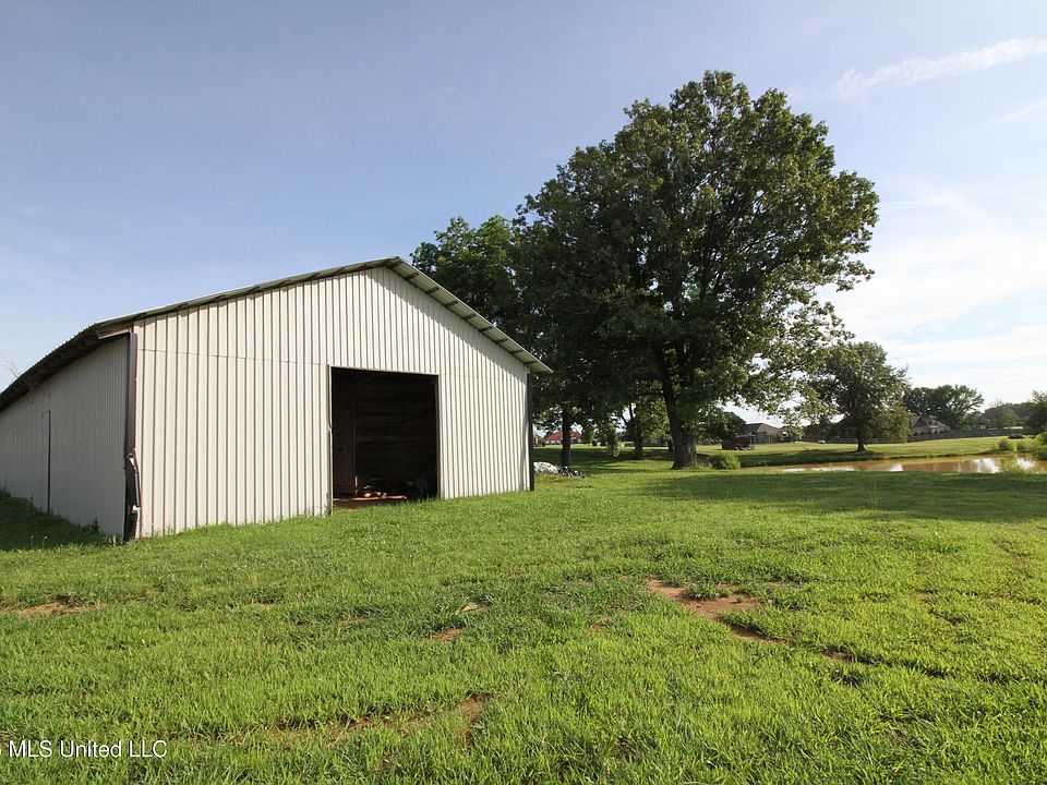 1st image of 2841 Oak Grove Cv #16