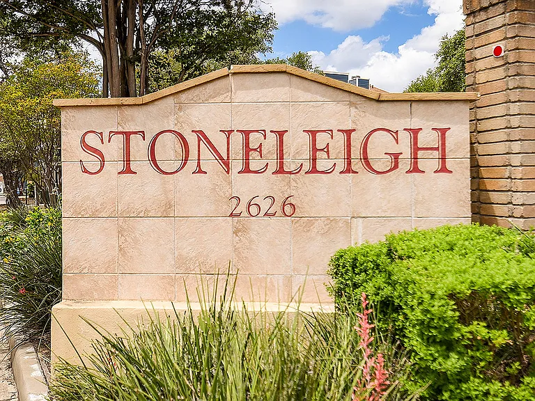 Stoneleigh Apartments — Photo 1