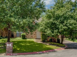 626 Lochngreen Trl, Arlington, TX 76012