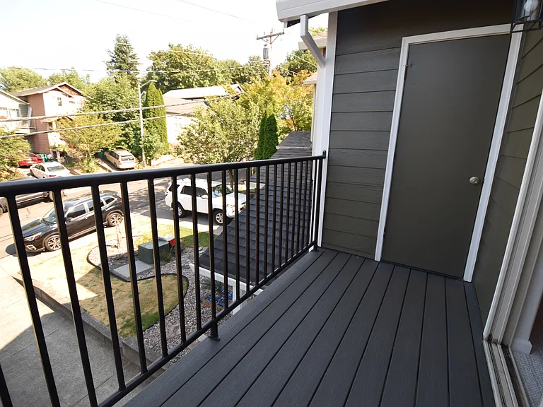 207 SE Harlow Ave — Photo 33