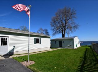 1379 Lestina Beach Rd., Bridgeport, NY 13030