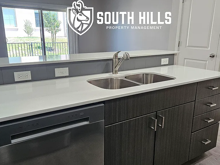 Summit Springs Townhomes — Photo 39
