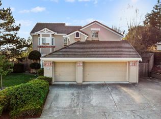708 Primrose Ln, Benicia, CA 94510