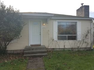 1020 E 7th St, Port Angeles, WA 98362