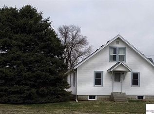 28838 Applewood Rd, Silver City, IA 51571
