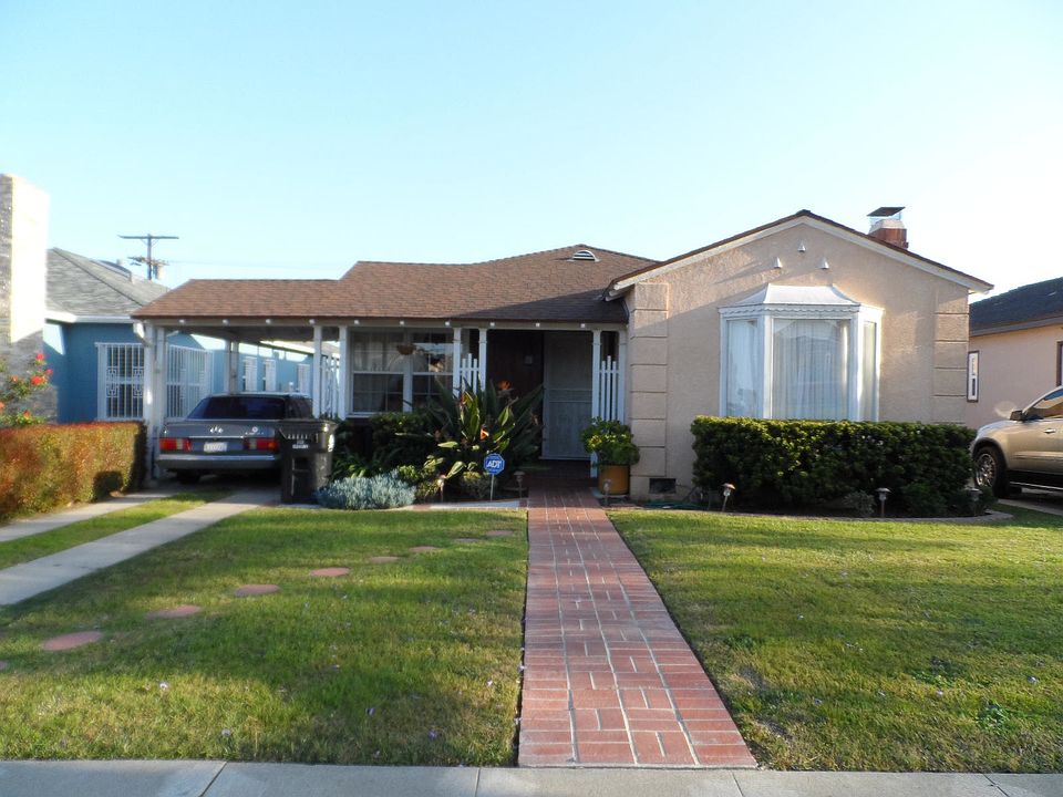 1st image of 4304 W 59th Pl