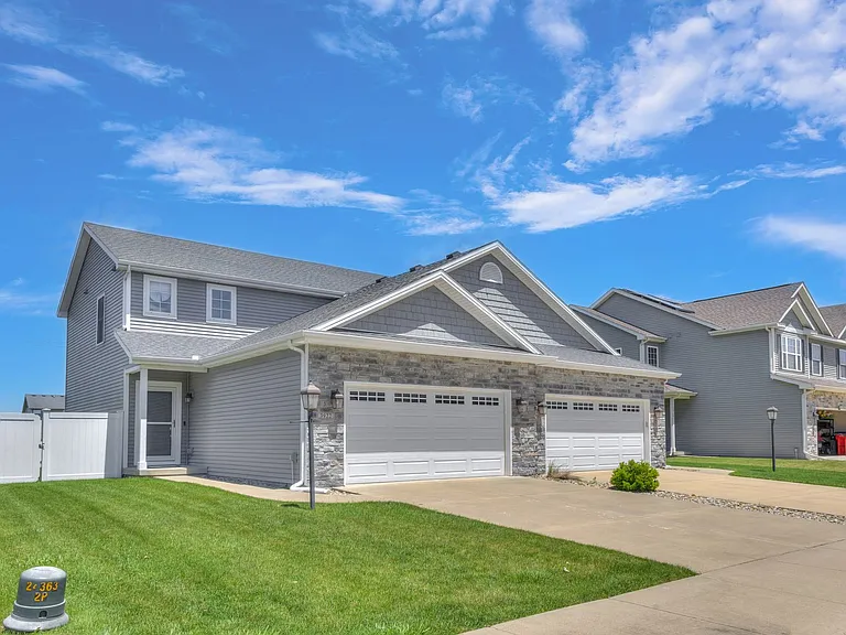 3922 Summer Sage Ct — Photo 41
