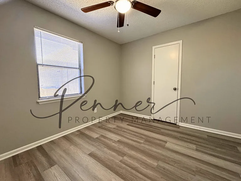 517 Sky Vue Dr #A — Photo 7