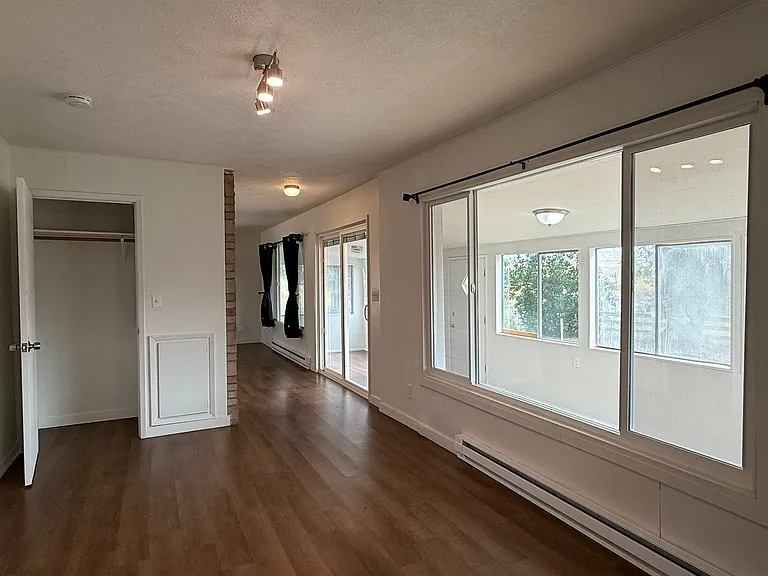 16919 W Silver Lake Rd — Photo 4