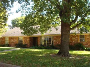 203 Rockbrook Dr, Rockwall, TX 75087