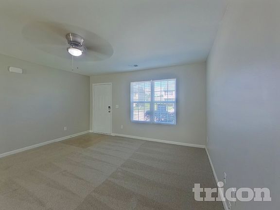 2nd image of 537 Gentle Breeze Ln