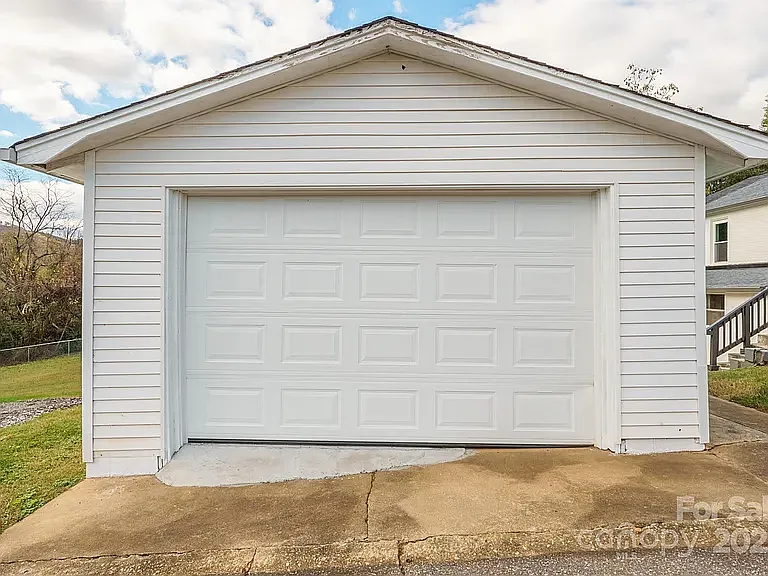 1108 Lutz St SW — Photo 21