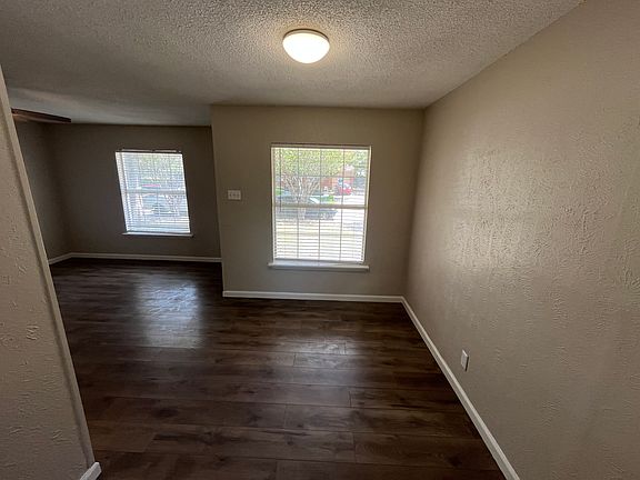 5th image of 2301 Proctor St