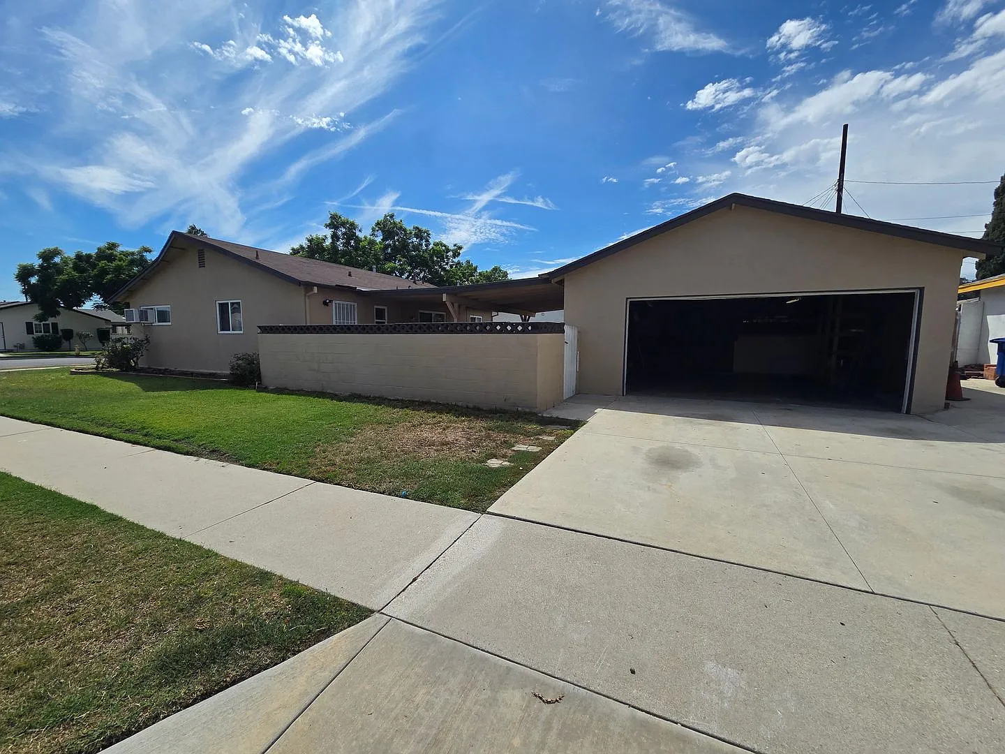 Renovated 3 bed, 1.5 bath La Mirada Home! — Photo 2