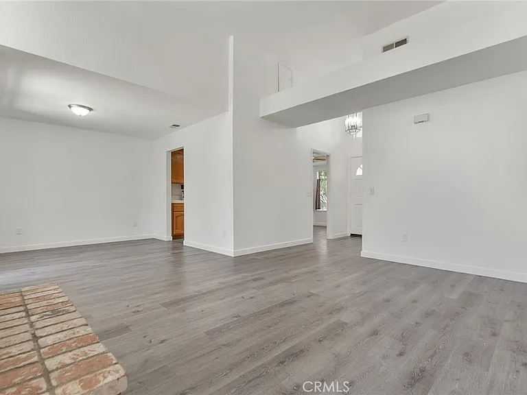 3321 Mountainside Dr — Photo 12